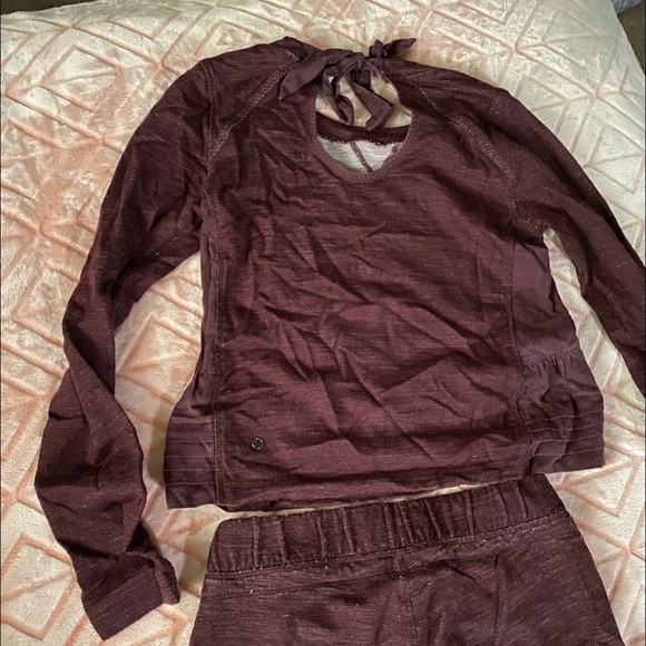 Lululemon sweatsuit - Picture 9 of 10